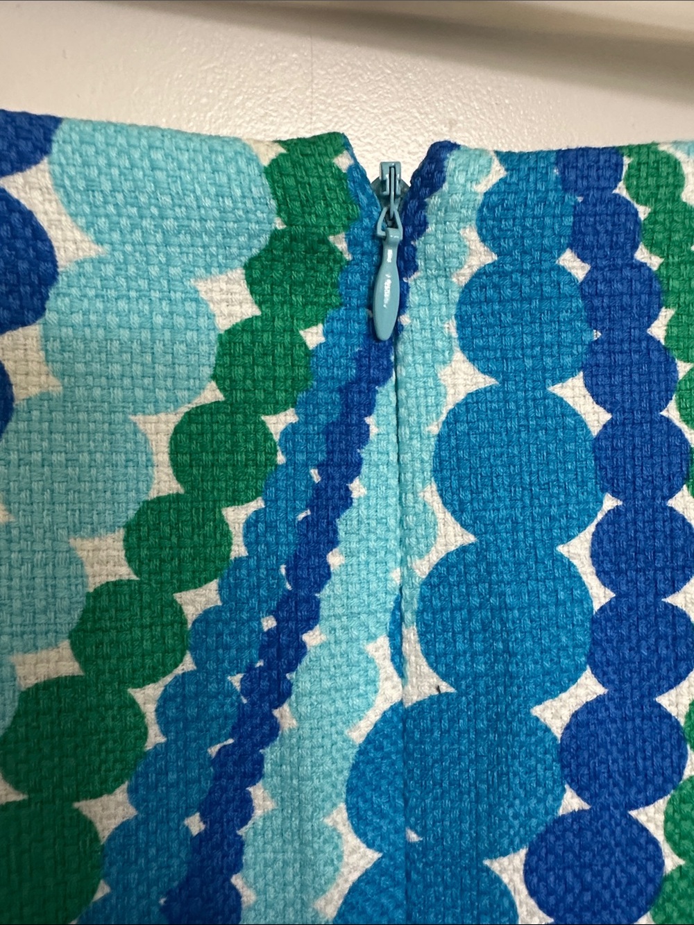 Talbots Women’s Teal, Royal Blue & Green Wave-Print Skirt- Size 12 - Picture 6 of 6